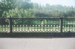 чугунная ограда